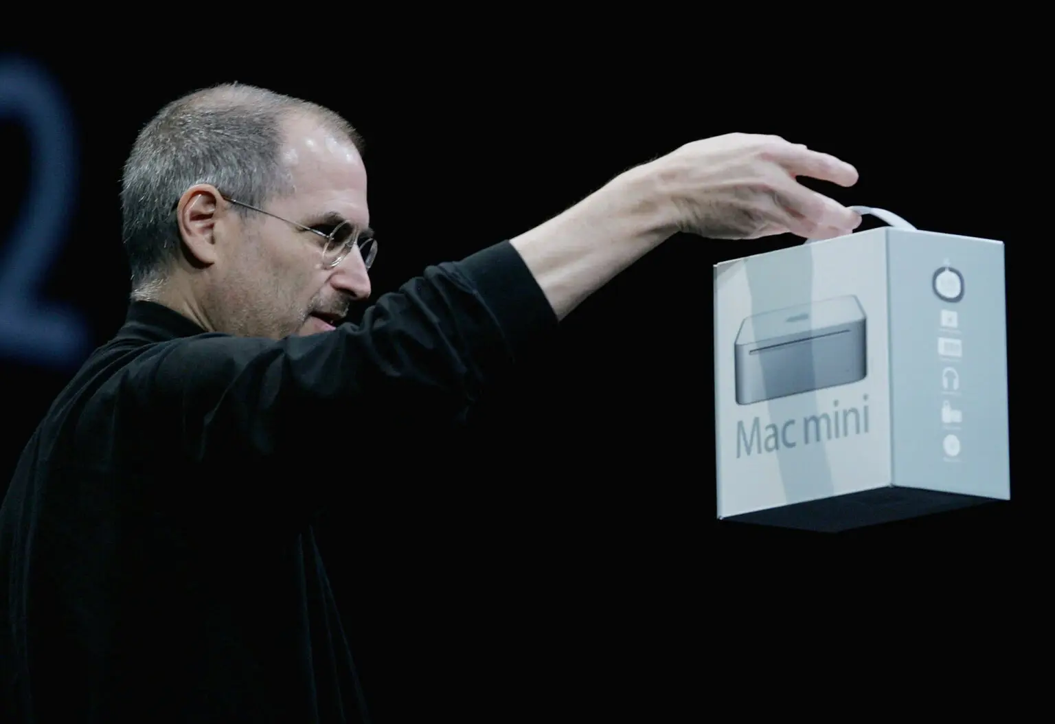 Steve Jobs presenta il Mac mini al MacWorld 2005