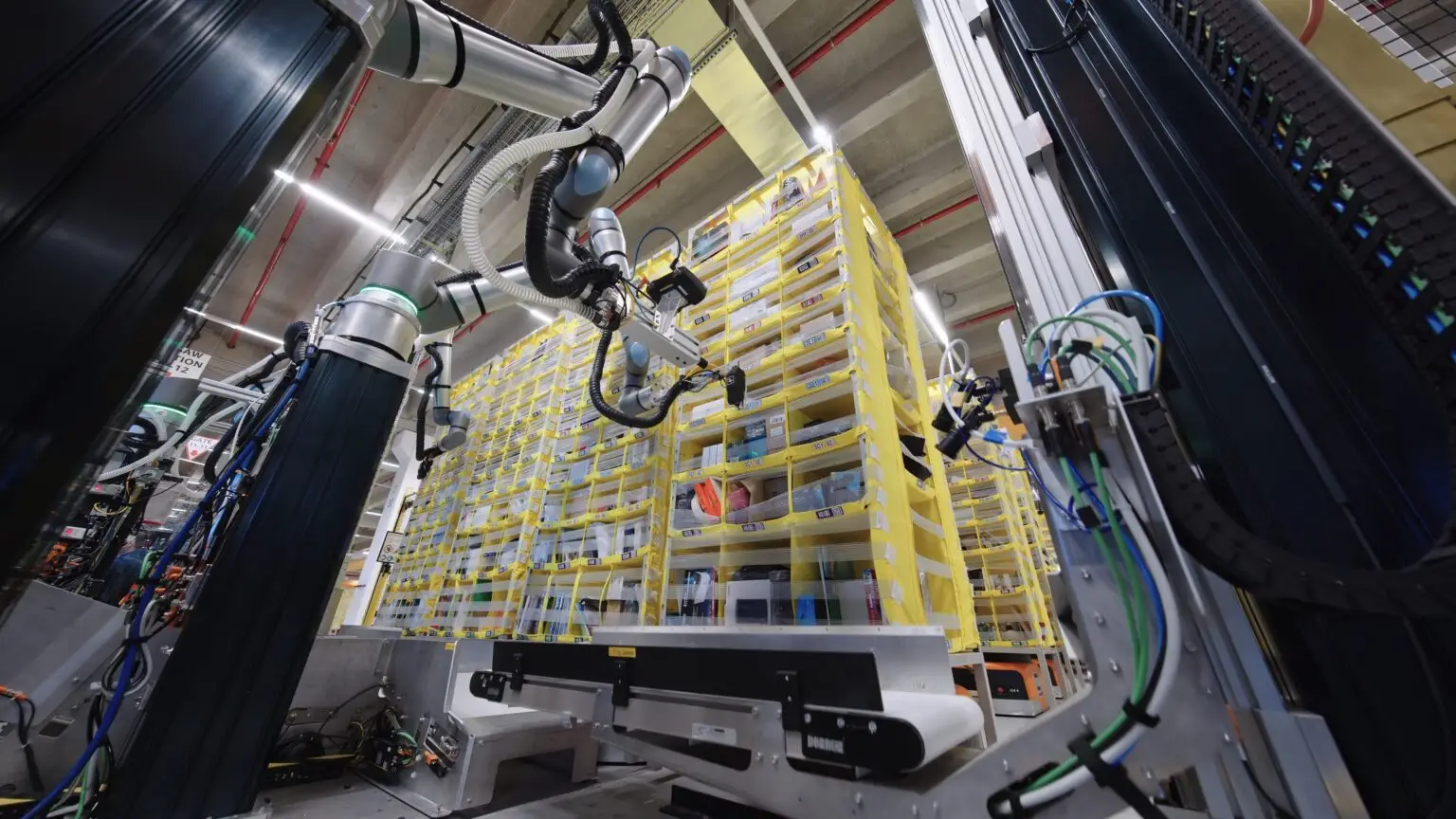 Il braccio robotico Vulcan in azione (Immagine Amazon)