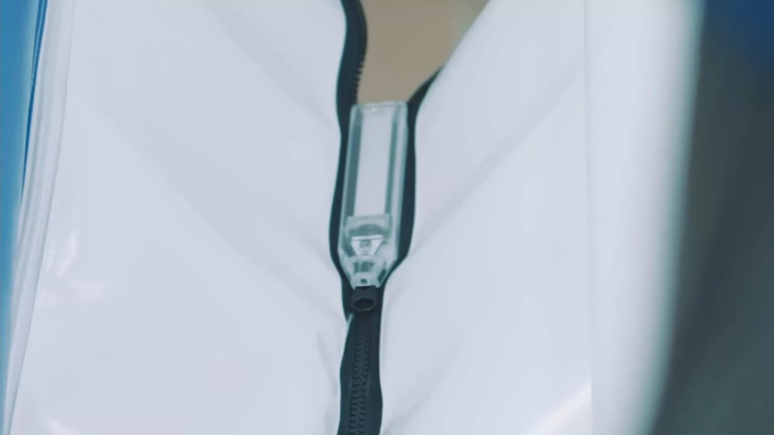 La zip automatica di YKK (Immagine YKK)